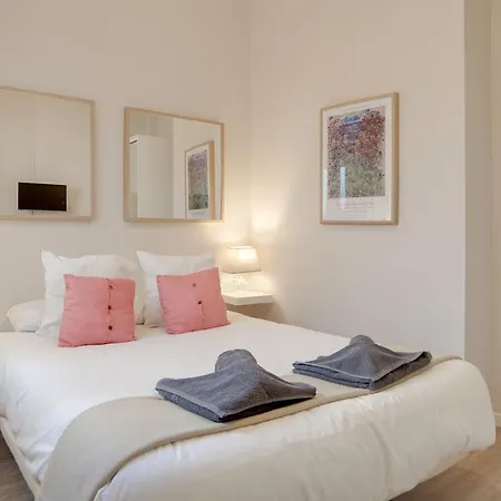 Apartamentos Uncibay Premium Malaga Room photo