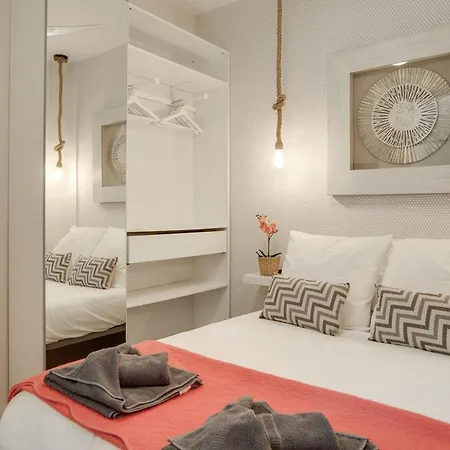 Apartamentos Uncibay Premium Malaga Room photo